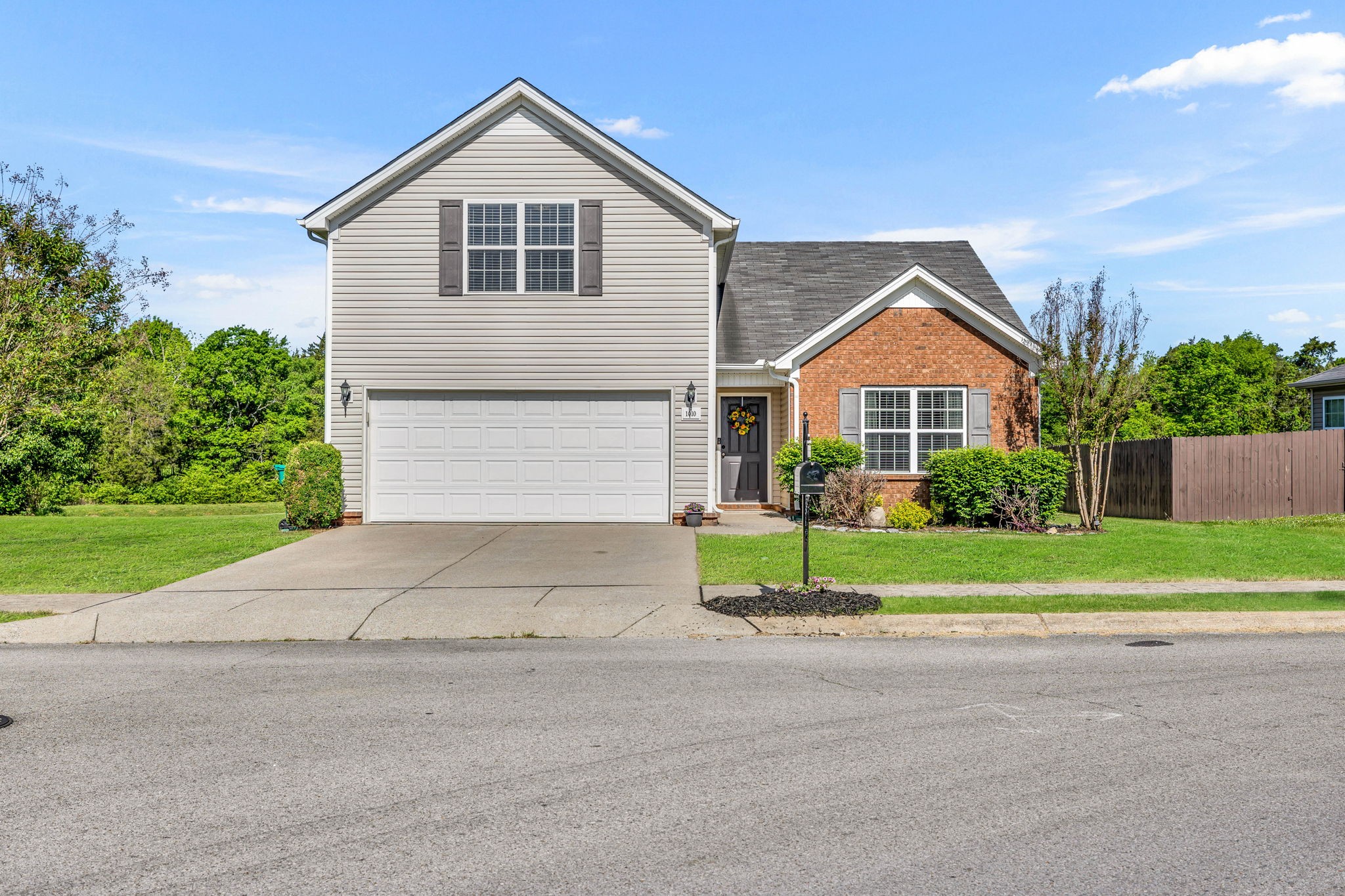 1010 Timber Valley Way Spring Hill, TN 37174 - Photo 2 of 27 Gallery Image 2