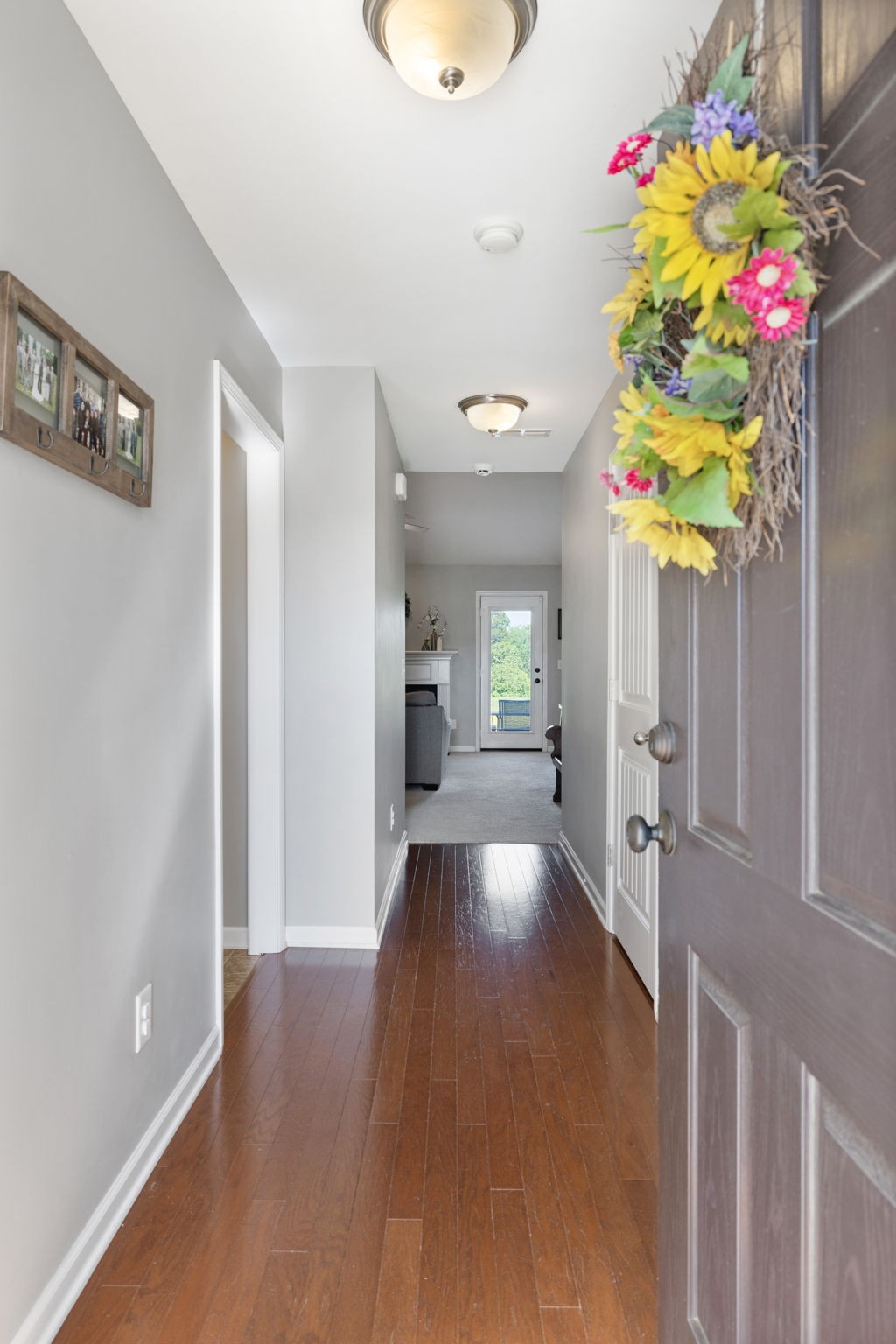 1010 Timber Valley Way Spring Hill, TN 37174 - Photo 4 of 27 Gallery Image 4