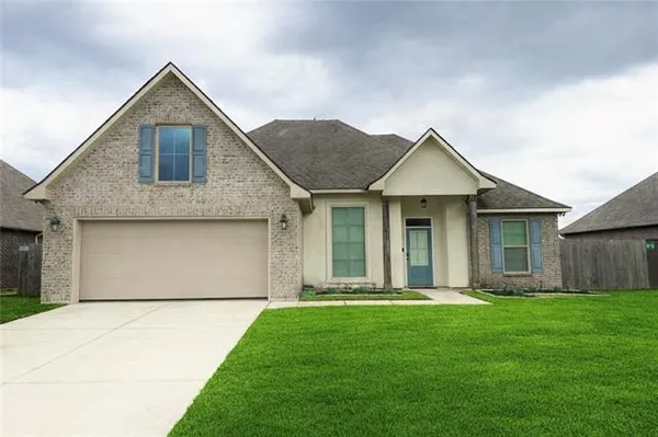 $269,000 | 751 Red Pine Drive, Ponchatoula, LA 70454