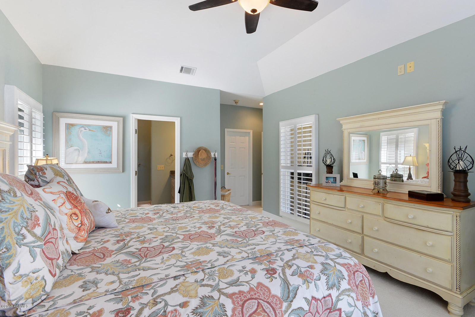 748 North Reeve Road St. Helena Island, SC 29920 - Photo 14 of 38 014_1600x1067_mls_1600x1067