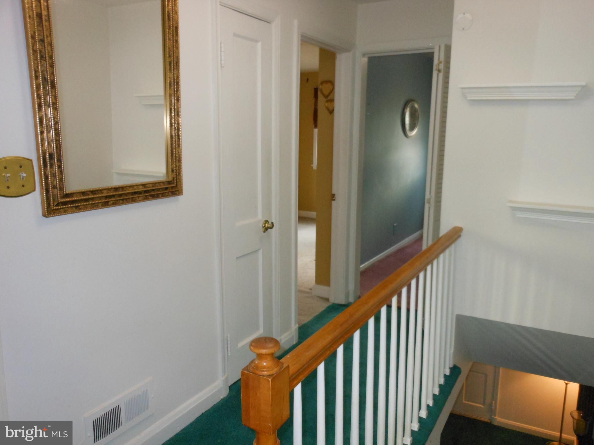 2810 Southbrook Road Baltimore, MD 21222 - Photo 23 of 50 UPPER LEVEL HALLWAY