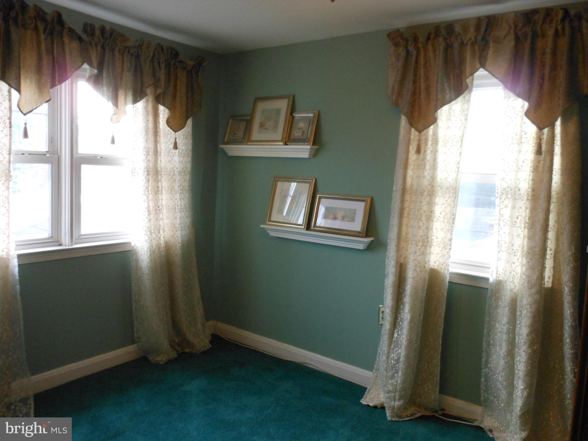 2810 Southbrook Road Baltimore, MD 21222 - Photo 10 of 50 DININGROOM