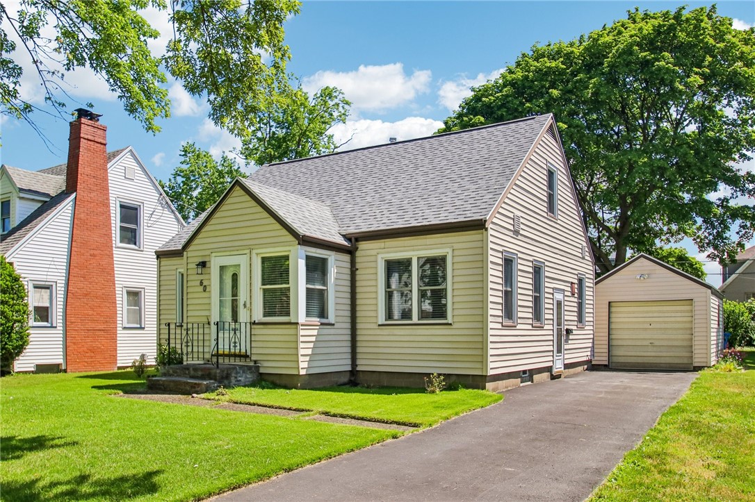 60 Walzer Road Irondequoit, NY 14622 - Photo 2 of 32