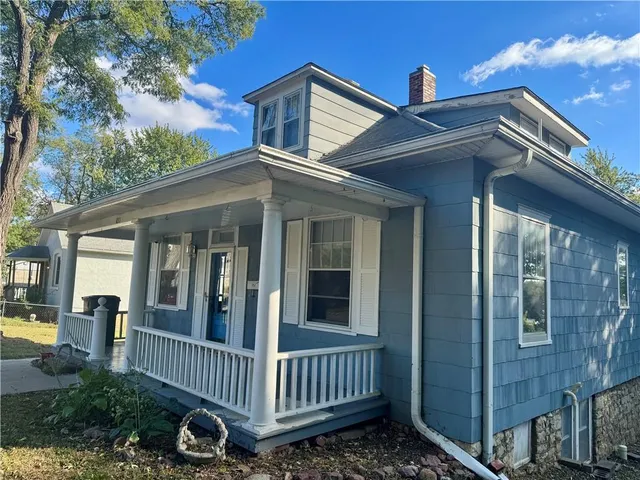 $169,000 | 1011 Kickapoo Street, Leavenworth, KS 66048