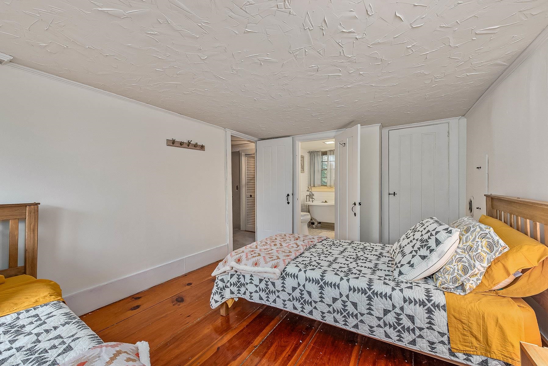 15 Hobbs Road North Hampton, NH 03862 - Photo 25 of 40