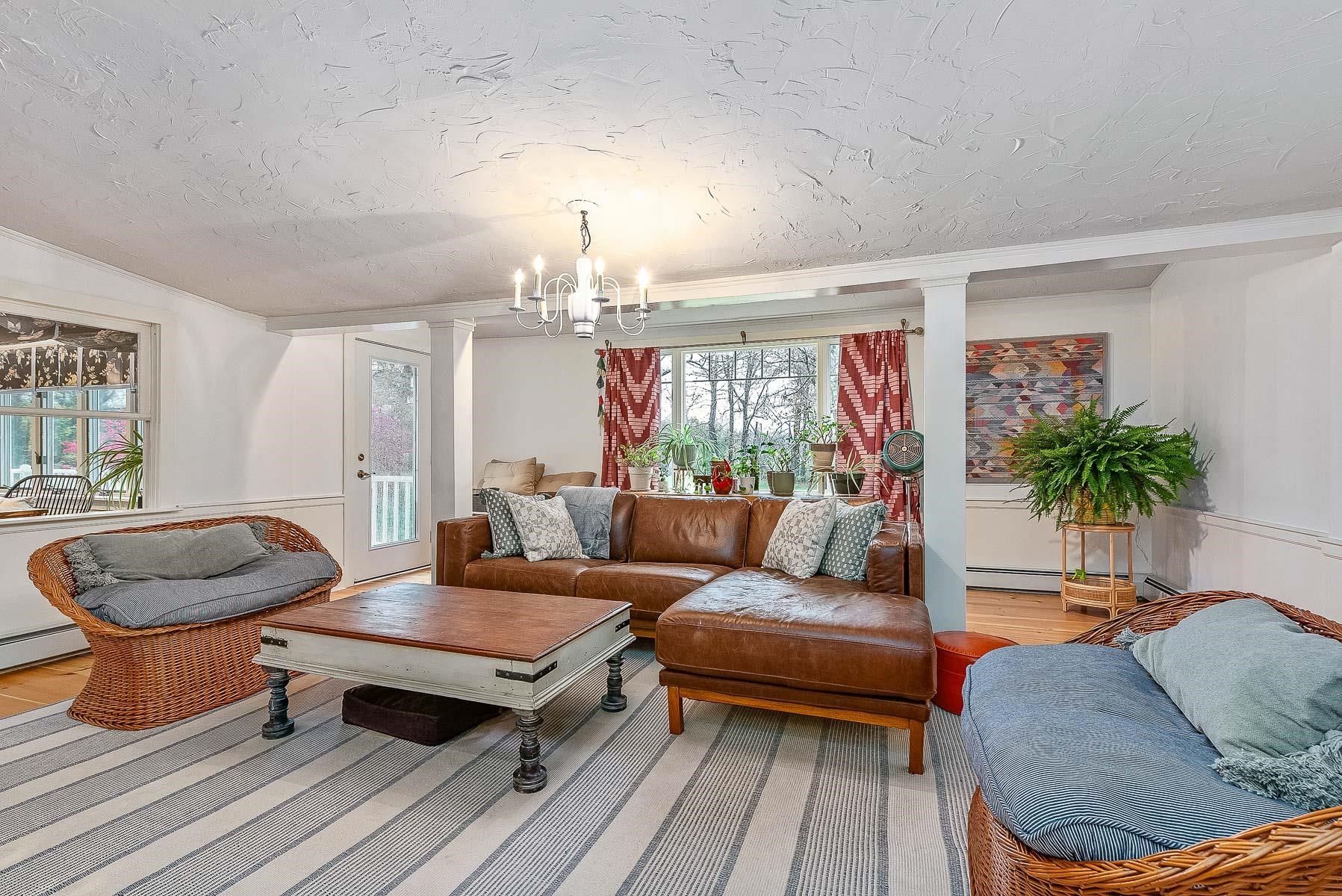 15 Hobbs Road North Hampton, NH 03862 - Photo 3 of 40