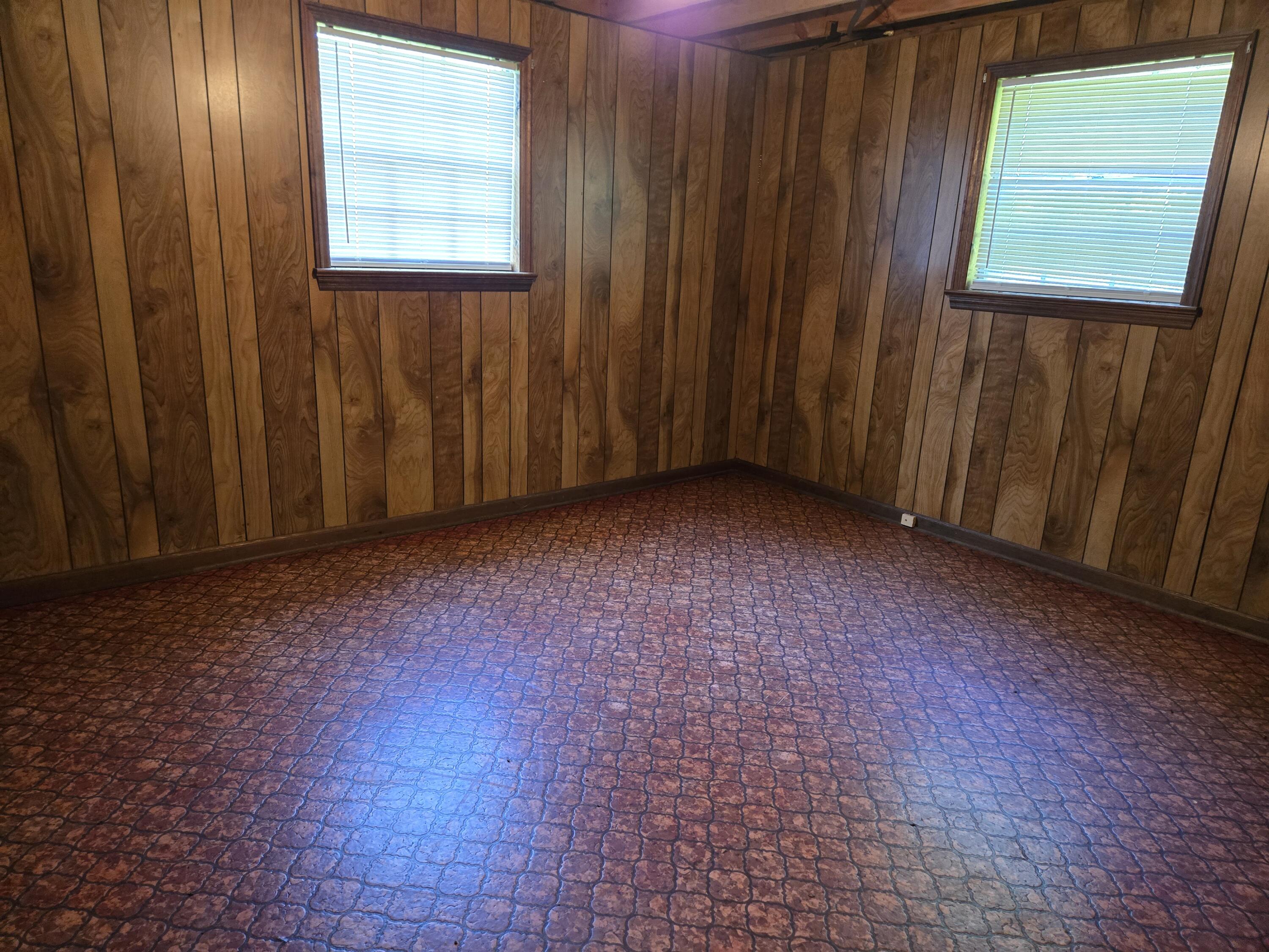 204 Old County Road Ringgold, GA 30736 - Photo 72 of 79 bedroom in basement of 2nd house