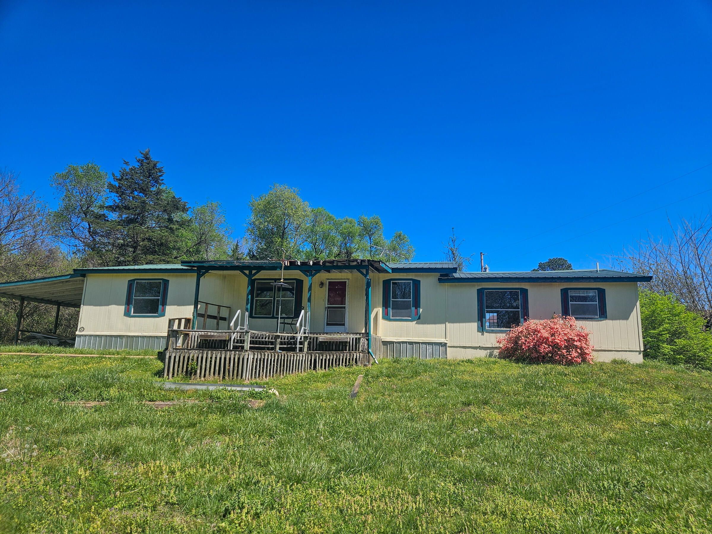 998 Post Oak Road Willow Springs, MO 65793 - Photo 1 of 29 House at edge of Town