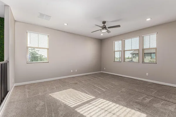 $2,700 | 1015 East Thompson Way, Chandler, AZ 85286