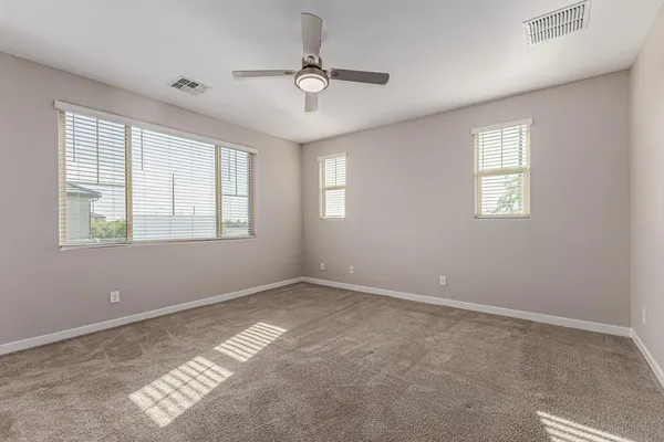$2,700 | 1015 East Thompson Way, Chandler, AZ 85286