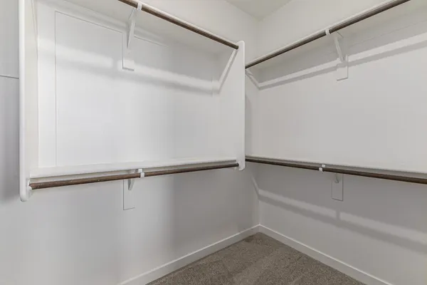 $2,700 | 1015 East Thompson Way, Chandler, AZ 85286