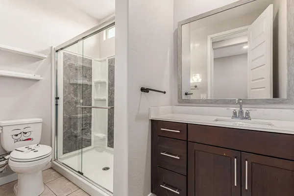 $2,700 | 1015 East Thompson Way, Chandler, AZ 85286