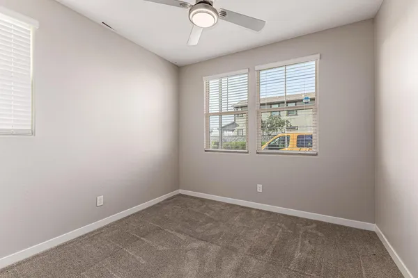 $2,700 | 1015 East Thompson Way, Chandler, AZ 85286