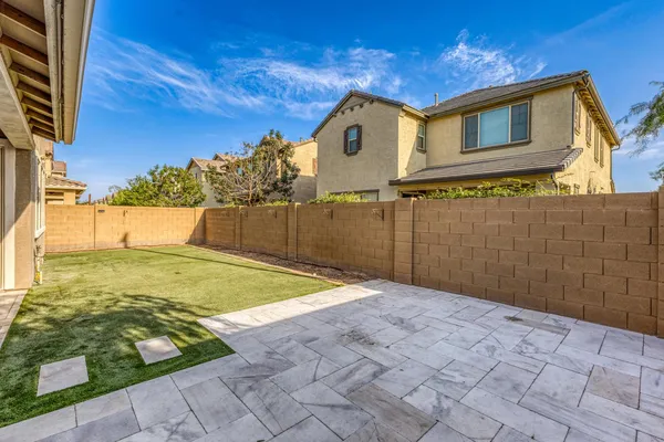 $2,700 | 1015 East Thompson Way, Chandler, AZ 85286