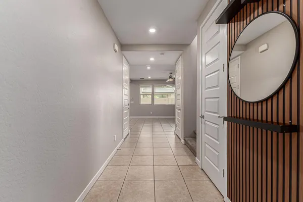 $2,700 | 1015 East Thompson Way, Chandler, AZ 85286