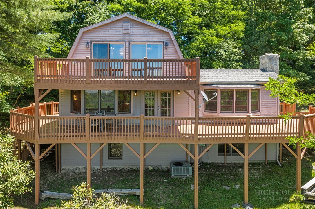 310 Locust Point Drive Boone, NC 28607 - Photo 1 of 33