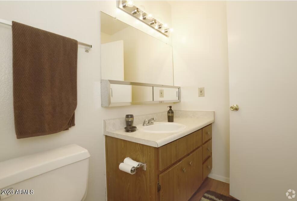 5312 East Taylor Street, Unit 1 Phoenix, AZ 85008 - Photo 7 of 10 Bathroom