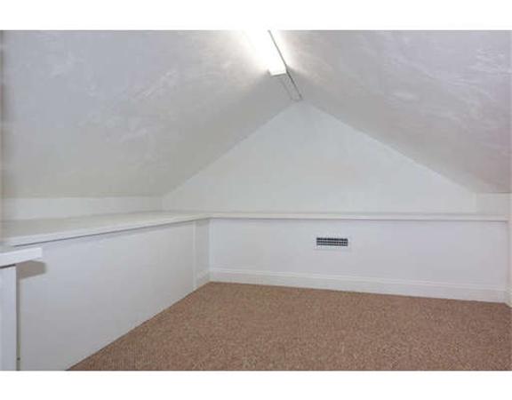 35 Boulevard Road, Unit 2 Arlington, MA 02474 - Photo 18 of 24 Gallery Image 18