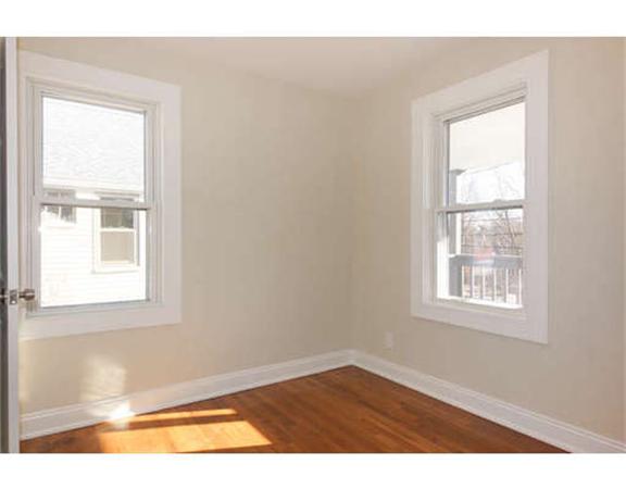 35 Boulevard Road, Unit 2 Arlington, MA 02474 - Photo 10 of 24 Gallery Image 10