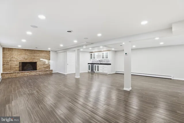 $1,500,000 | 26410 Haines Road, Clarksburg, MD 20871