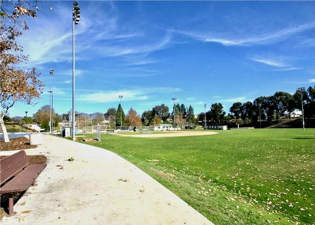 $1,299,000 | 25381 Esrose Court, Lake Forest, CA 92630