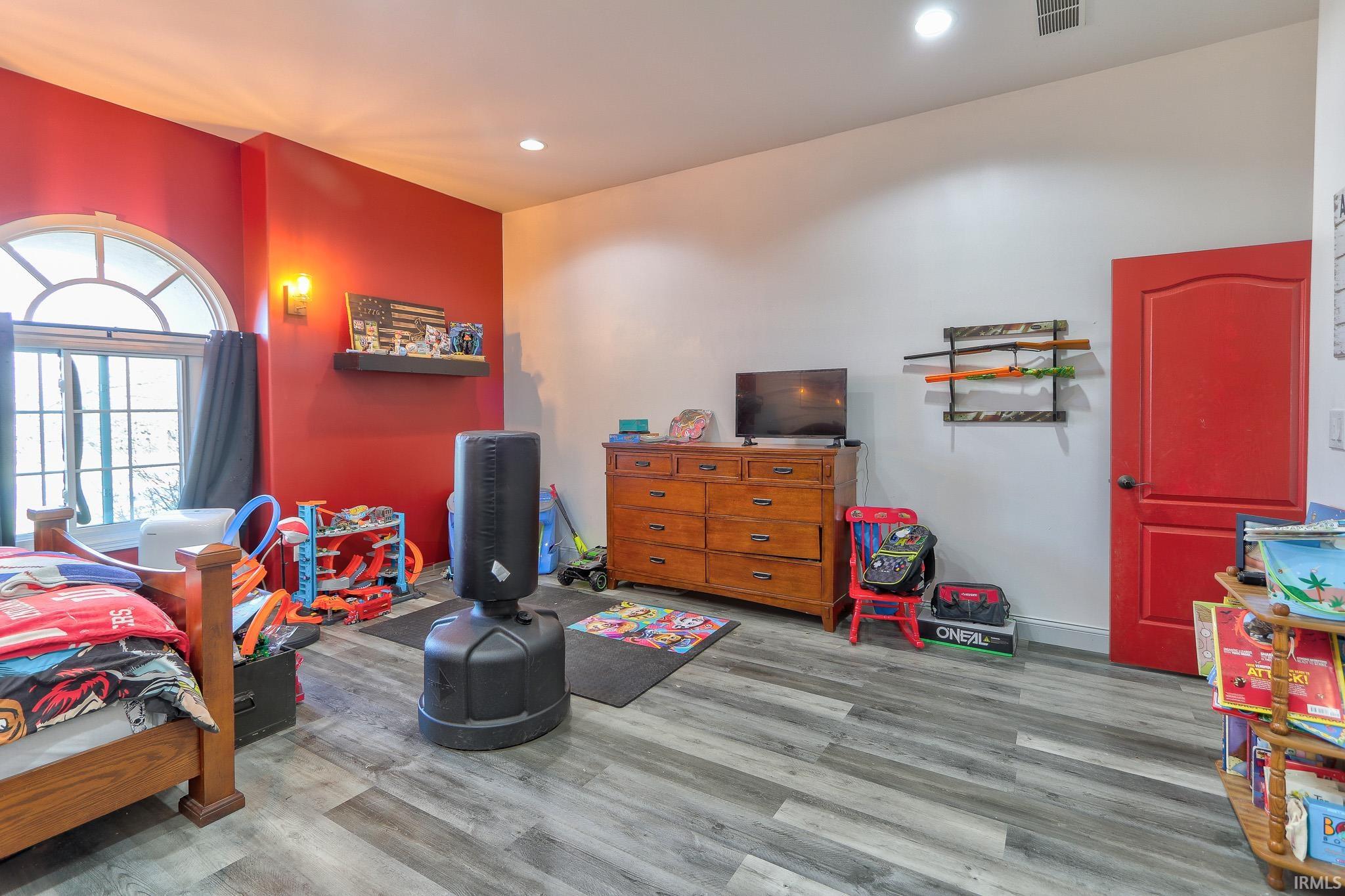 9211 Heim Road Chandler, IN 47610 - Photo 26 of 36 Gallery Image 26