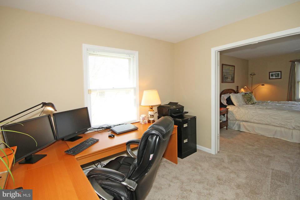 10136 Red Spruce Road Fairfax, VA 22032 - Photo 20 of 30 Bedroom