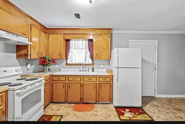 $188,500 | 1076 Aiken Avenue, Fairfax, SC 29827