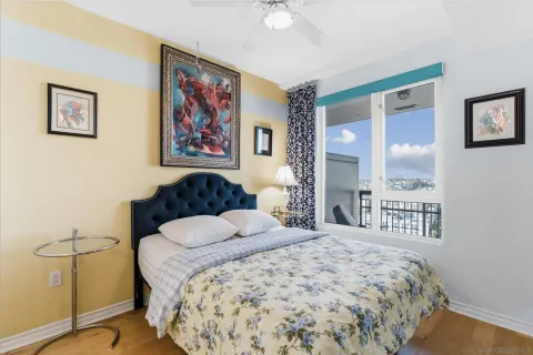 $699,000 | 300 West Beech Street, Unit 1705, San Diego, CA 92101