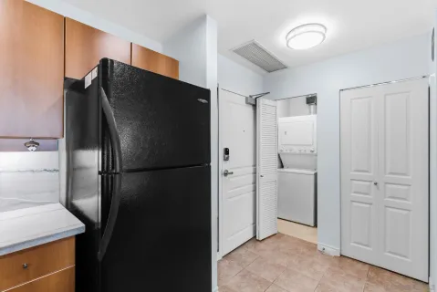 $699,000 | 300 West Beech Street, Unit 1705, San Diego, CA 92101