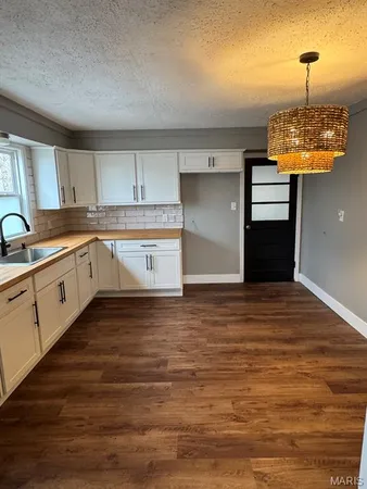 $69,900 | 500 Frisco Street, Campbell, MO 63933