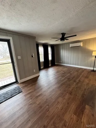 $69,900 | 500 Frisco Street, Campbell, MO 63933