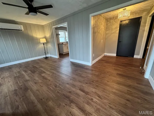 $69,900 | 500 Frisco Street, Campbell, MO 63933