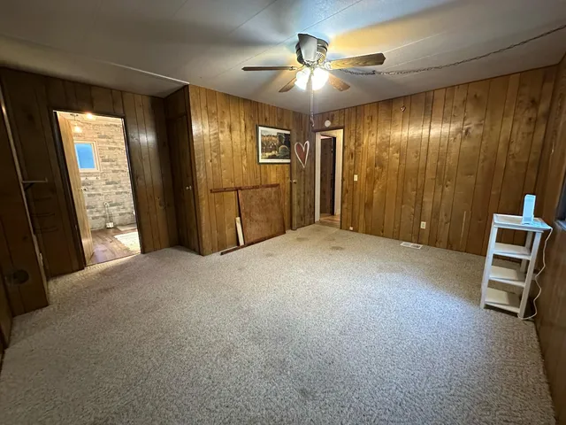 a view of livingroom with hardwood floor
