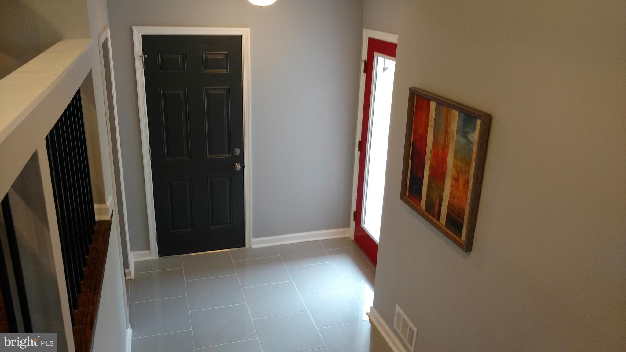 12806 Broadmore Road Silver Spring, MD 20904 - Photo 6 of 28 Interior (General)