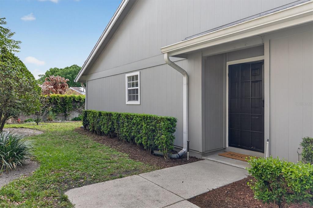 630 Maple Oak Circle, Unit 102 Altamonte Springs, FL 32701 - Photo 2 of 60