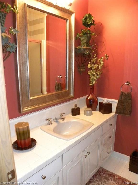 26219 Northpointe Farmington Hills, MI 48331 - Photo 14 of 31