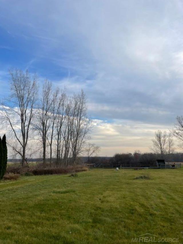 8978 Almont Road Almont, MI 48003 - Photo 2 of 20 50128074-1.JPG