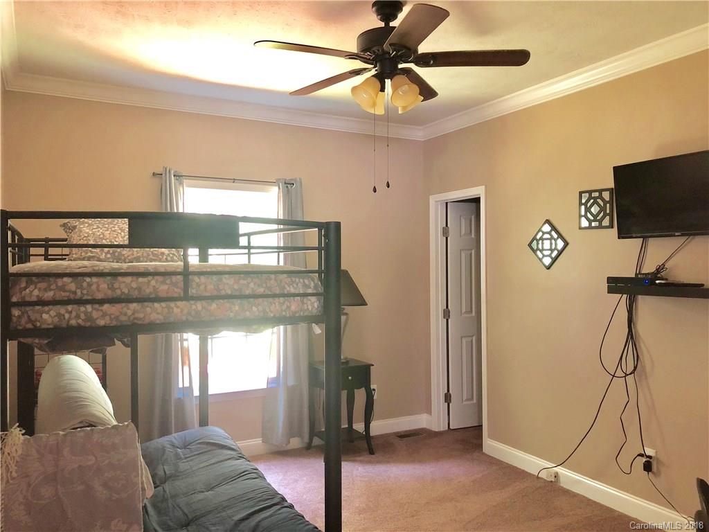 289 Wilson Cove Road Swannanoa, NC 28778 - Photo 11 of 16 Gallery Image 11