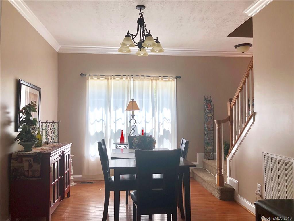 289 Wilson Cove Road Swannanoa, NC 28778 - Photo 4 of 16 Gallery Image 4