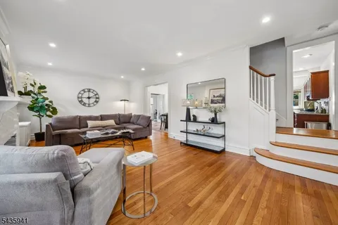 $899,000 | 14 Evergreen Place, Maplewood, NJ 07040