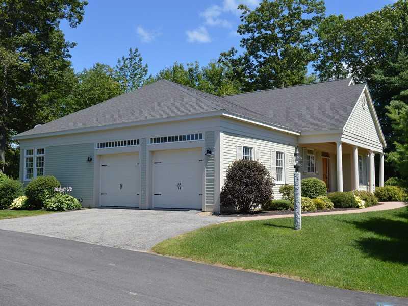 11 Farm Gate Road, Unit 4 Falmouth, ME 04105 - Photo 21 of 22 Exterior Front.