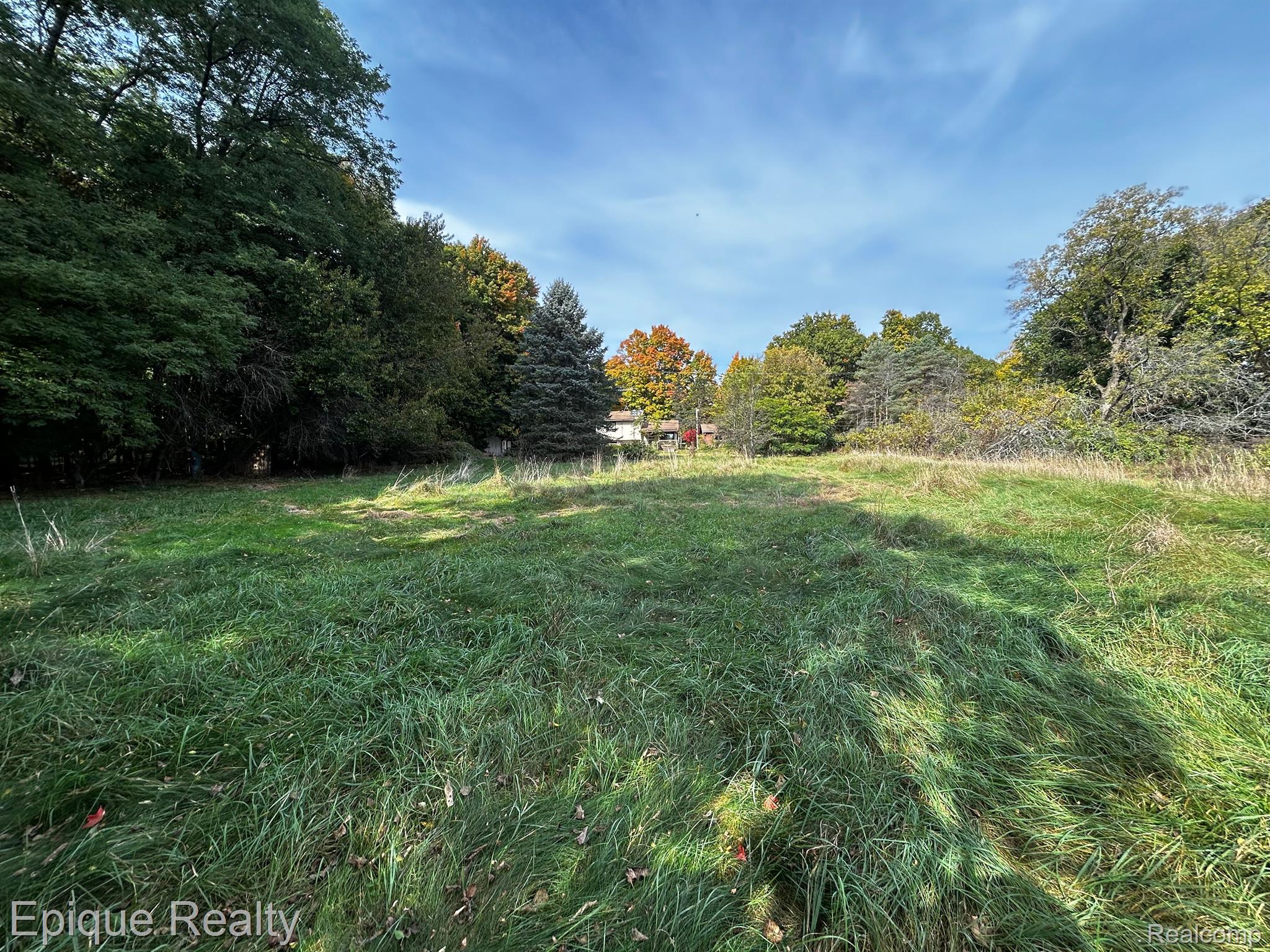 3451 Middle Road Highland, MI 48357 - Photo 3 of 5 Gallery Image 3