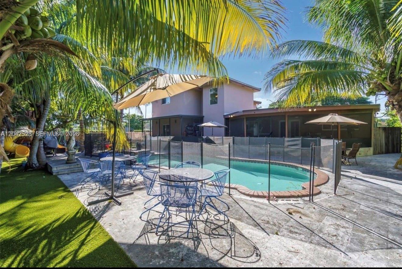 3135 Southwest 80th Avenue Miami, FL 33155 - Photo 14 of 52