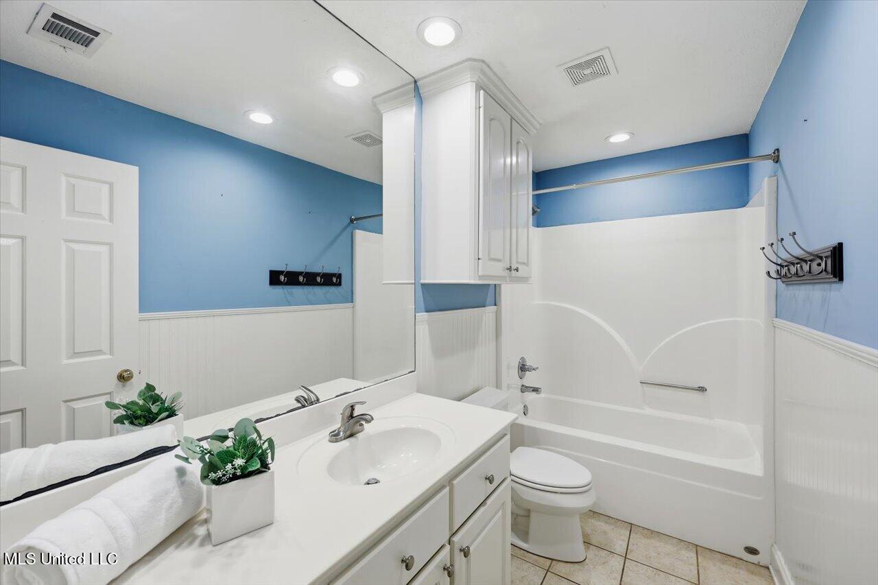 632 Sheringham Court Ridgeland, MS 39157 - Photo 28 of 41 30-632 Sheringham Ct _ Home Tours MS