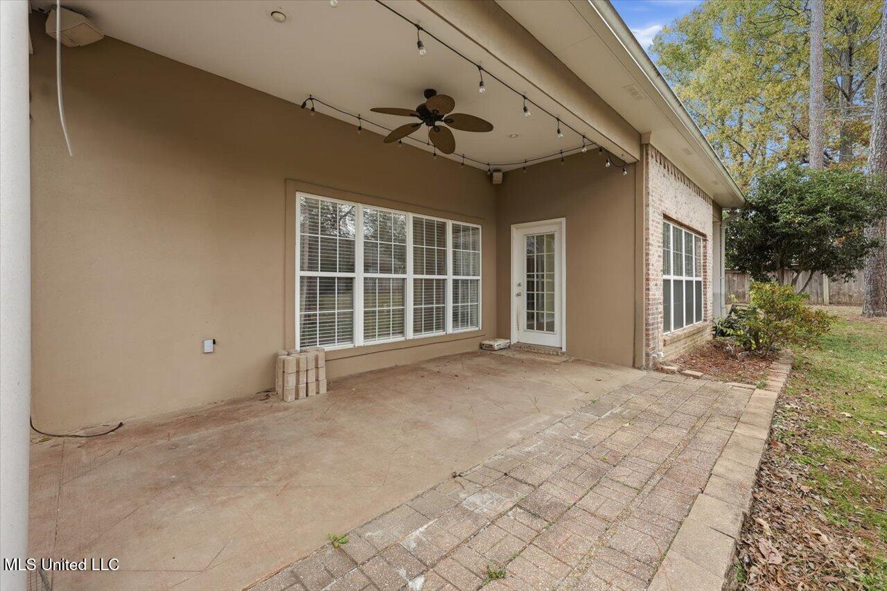 632 Sheringham Court Ridgeland, MS 39157 - Photo 33 of 41 35-632 Sheringham Ct _ Home Tours MS