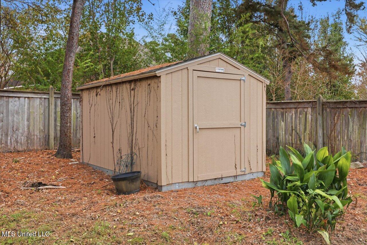 632 Sheringham Court Ridgeland, MS 39157 - Photo 39 of 41 41-632 Sheringham Ct _ Home Tours MS