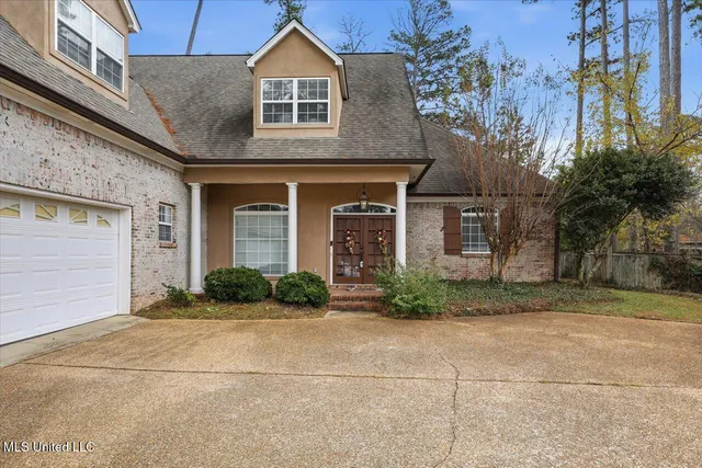 $429,900 | 632 Sheringham Court, Ridgeland, MS 39157