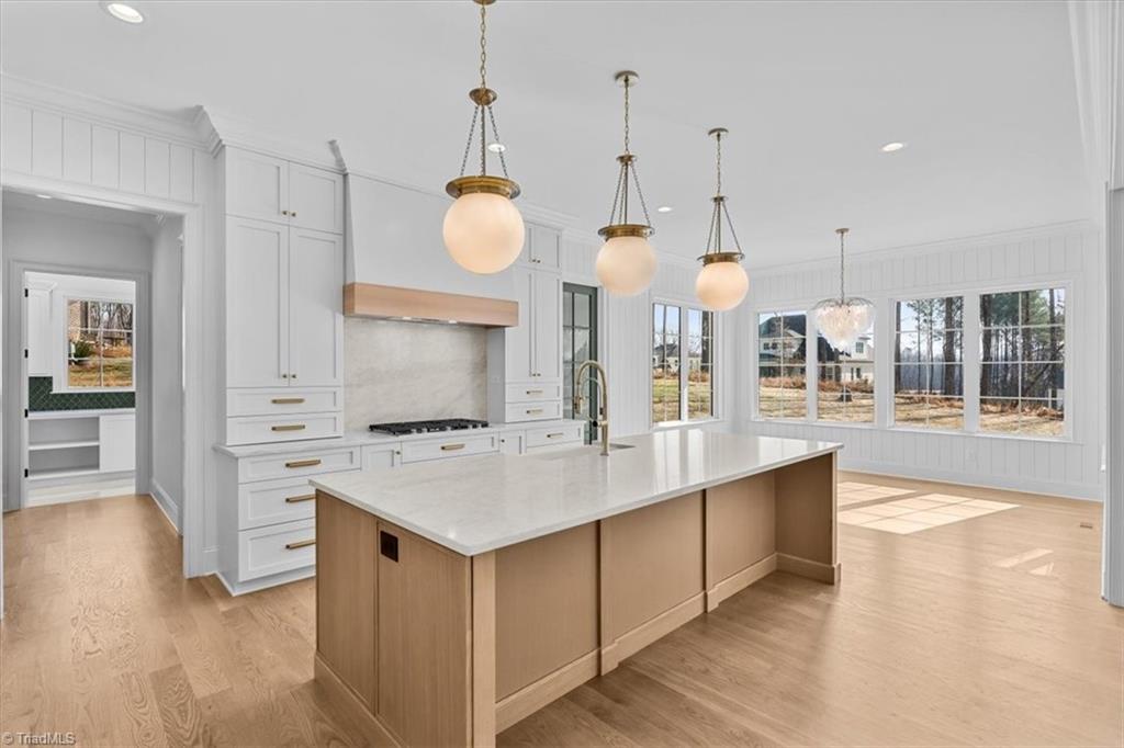 8105 Falcon Trail Oak Ridge, NC 27310 - Photo 13 of 40