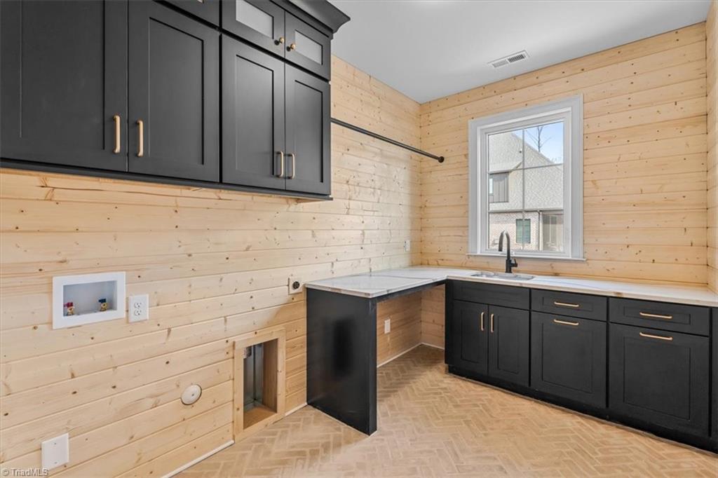 8105 Falcon Trail Oak Ridge, NC 27310 - Photo 35 of 40